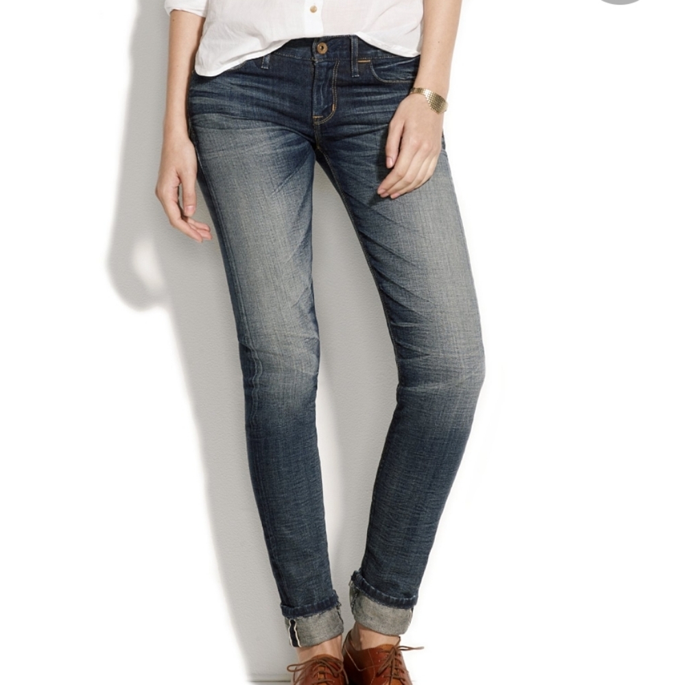 Skinny jeans